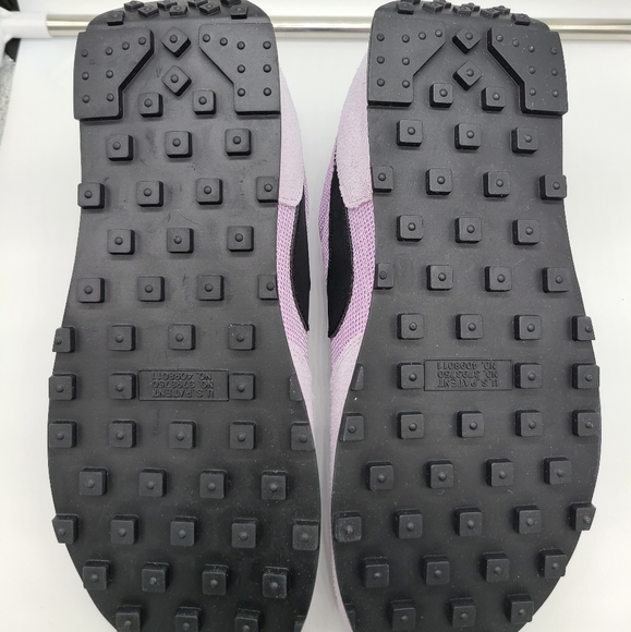 Nike - Picture 6 of 7